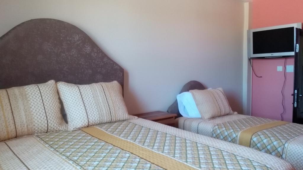 Hotel Tropik Leadonna Montego Bay Kültér fotó