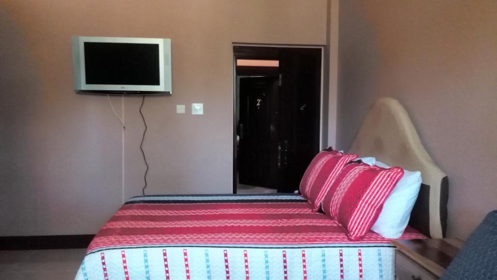 Hotel Tropik Leadonna Montego Bay Kültér fotó