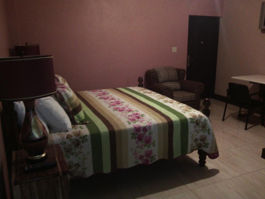 Hotel Tropik Leadonna Montego Bay Szoba fotó