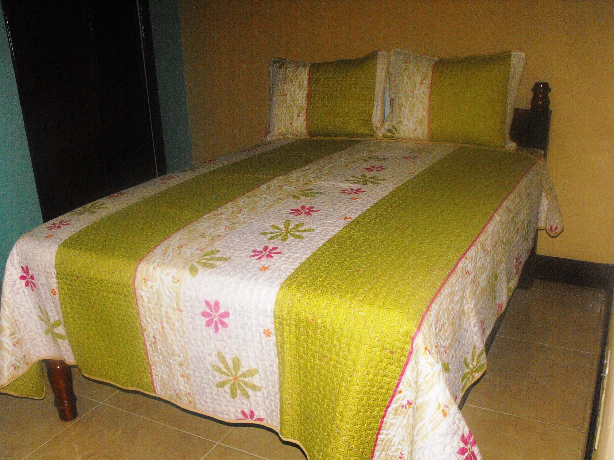 Hotel Tropik Leadonna Montego Bay Kültér fotó